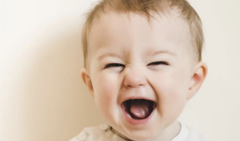 Comment soulager un bébé qui a le nez pris ?